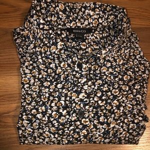RW&CO. Black Floral Button-Down Shirt with White and Brown Flowers